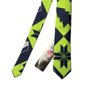Seattle Seahawks NFL Team Apparel Skinny Short Necktie Men's Green Blue NWT B